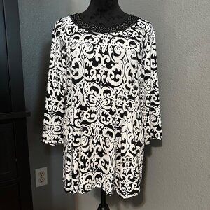 Kim Rogers Petite Top PXL Black White Scroll Print Embellished 3/4 Sleeve NWT
